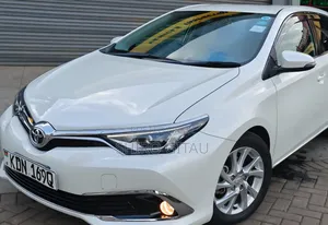 Toyota Auris 2017 White