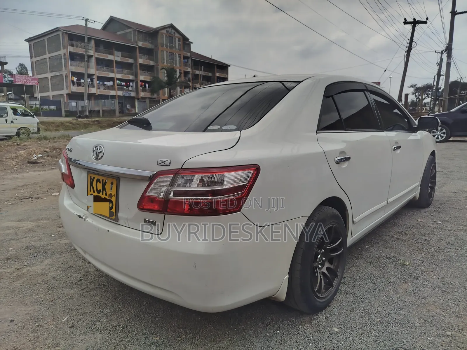 Toyota Premio 2010 White