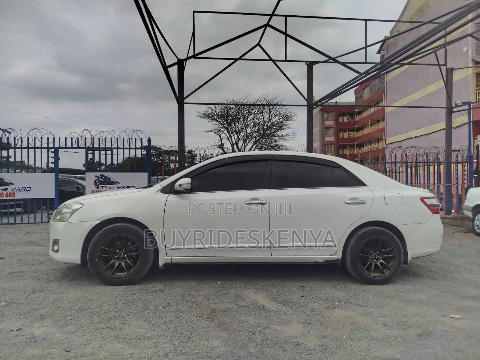 Toyota Premio 2010 White