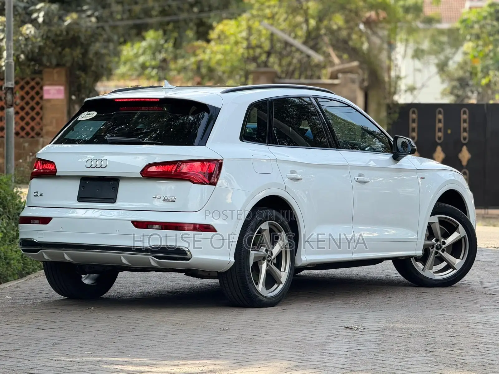 Audi Q5 2.0T Premium AWD quattro 2019 White