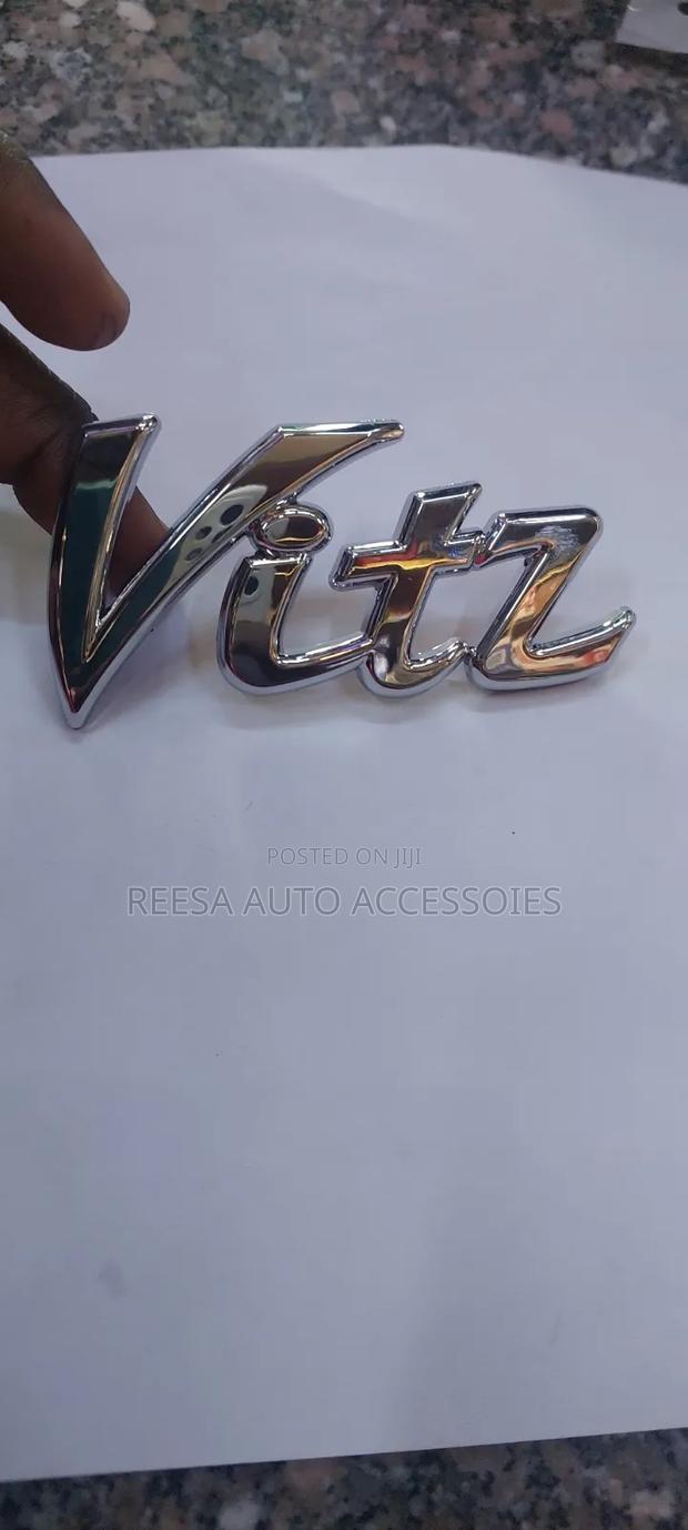 Emblem Vitz - thumbnail 2