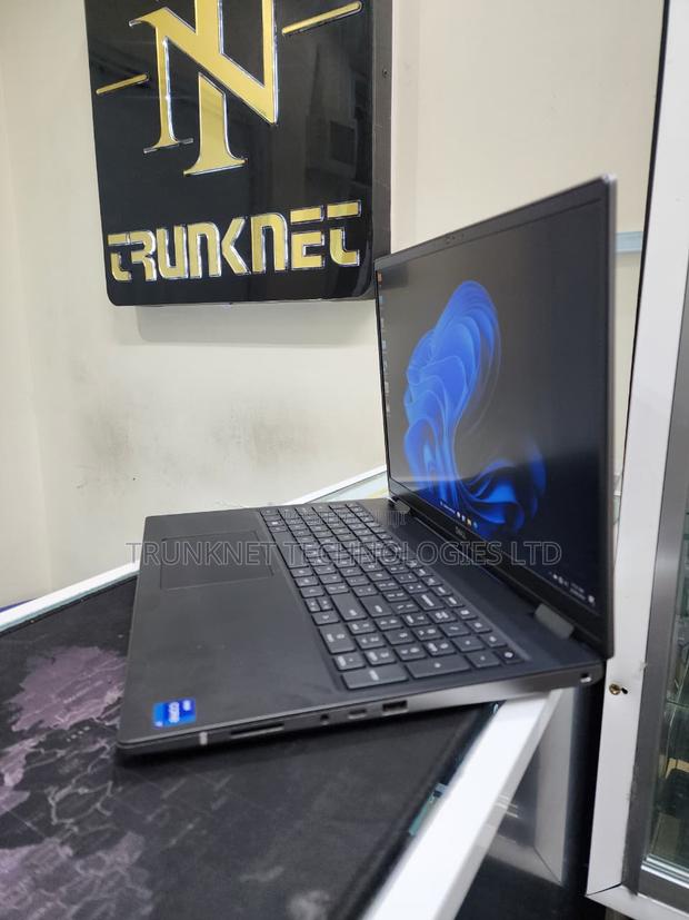 Laptop Dell Precision 7670 64GB Intel Core i7 SSD 512GB - thumbnail 3