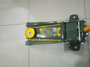 3 Tonne Industrial Hydraulic Trolley Jack / Crocodile Car Lift