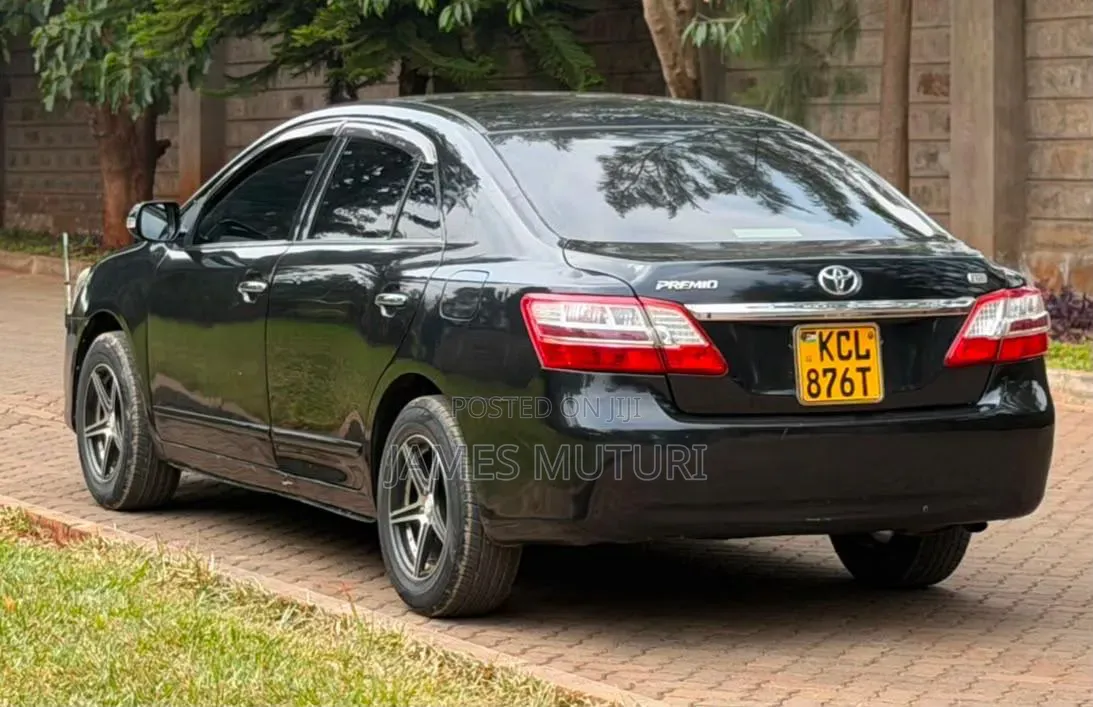 Toyota Premio 2010 Black