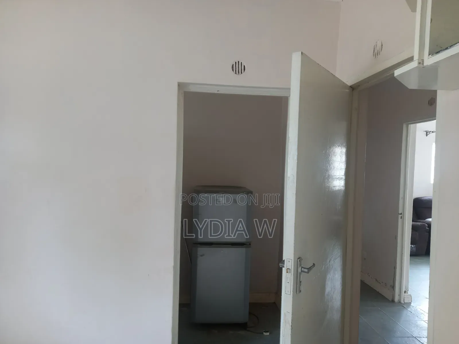 3bdrm Bungalow in Viraj Area for rent