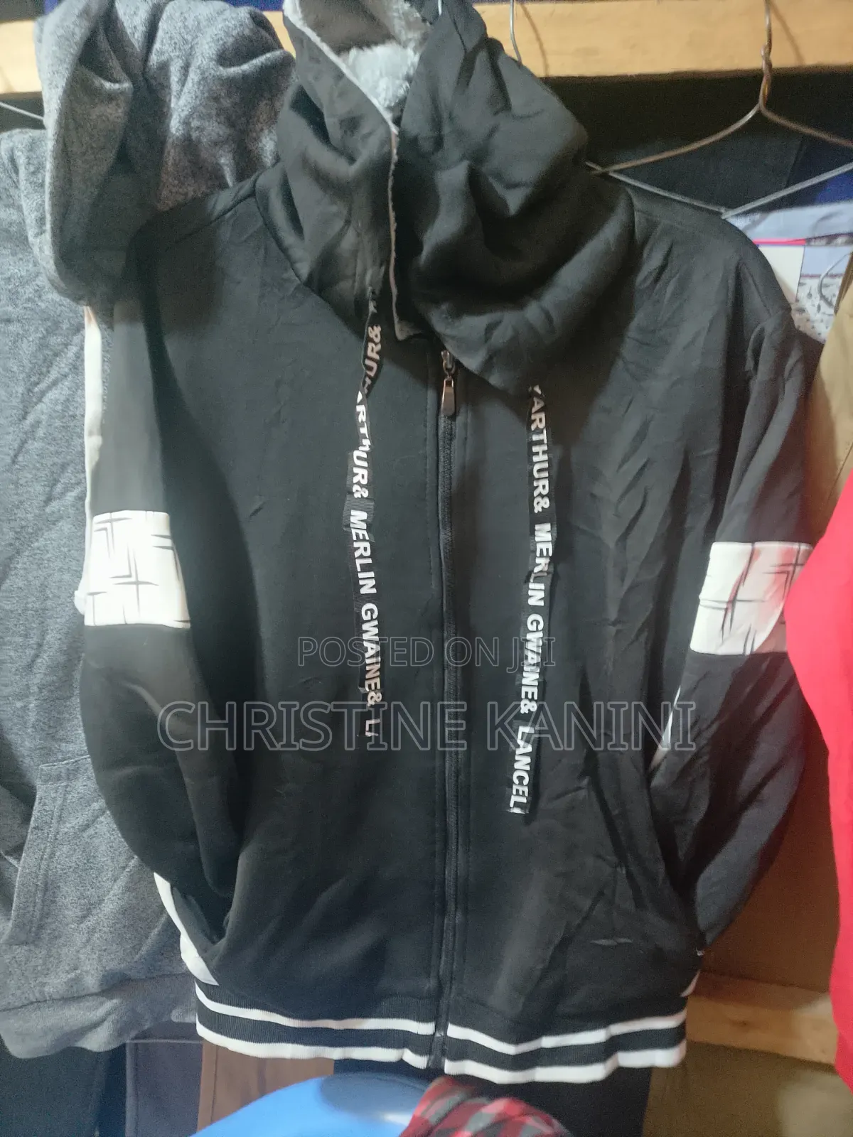 Unsex Sweatpants and Hoody