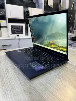 Laptop MSI Stealth 14 Studio A13VF 16GB Intel Core i7 SSD 1T
