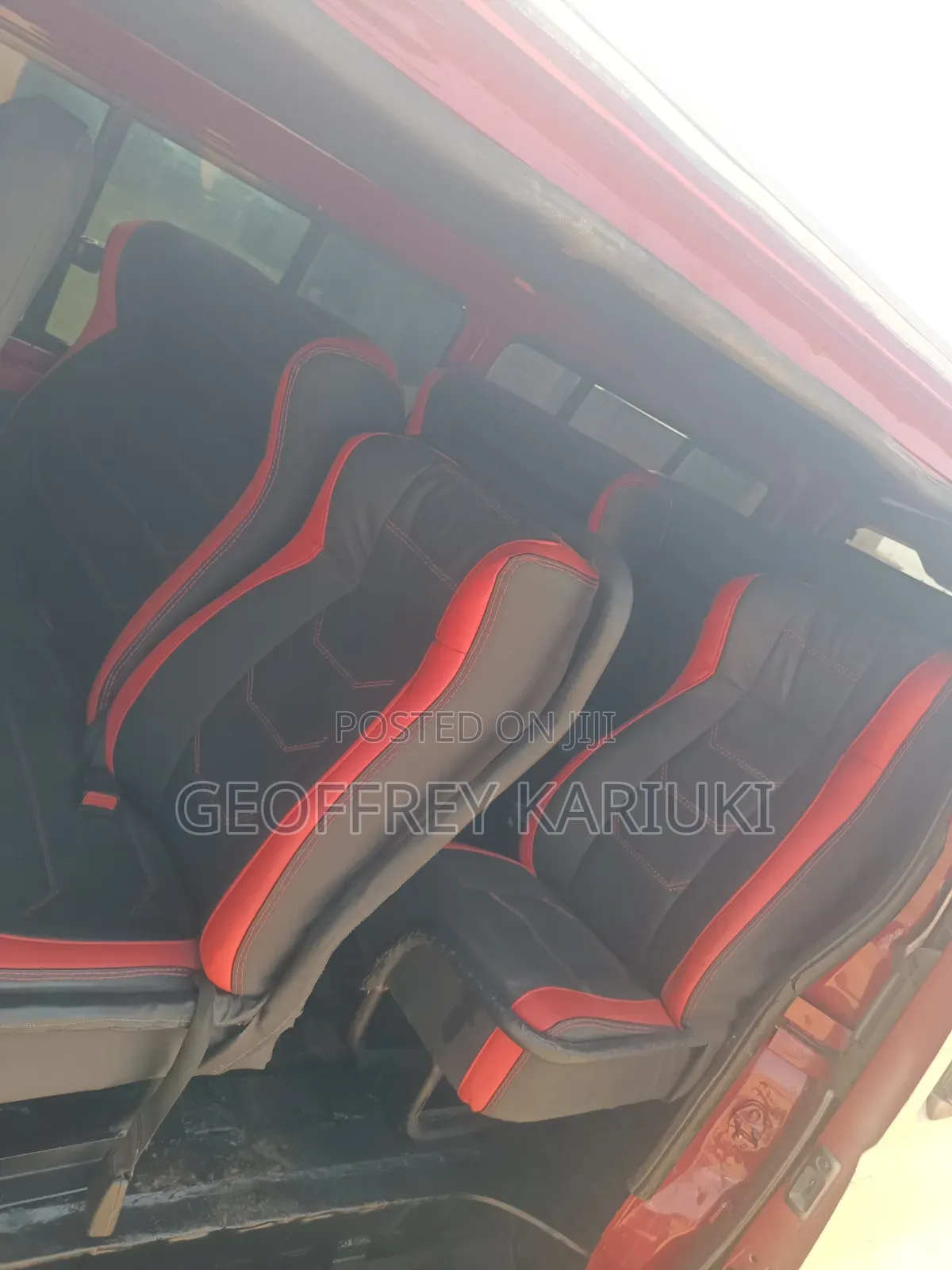 Toyota HiAce 2013 Silver