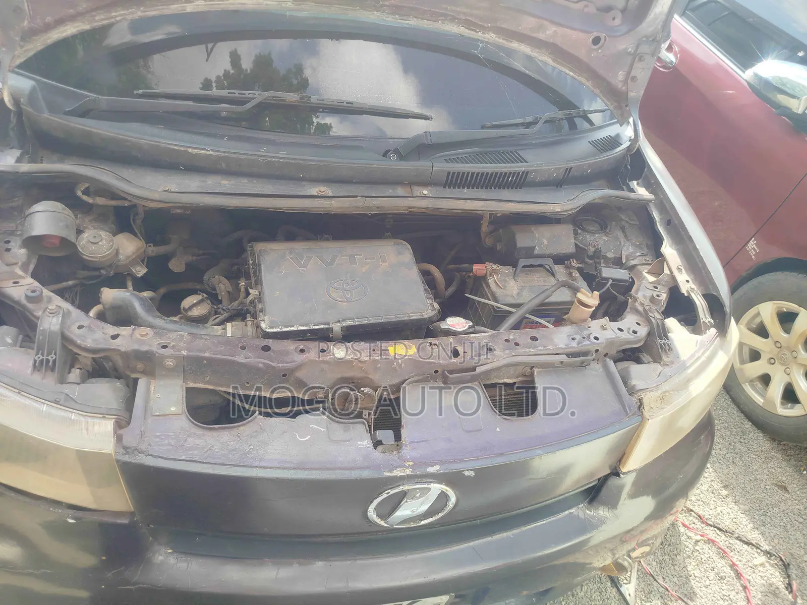 Toyota bB 2009 Maroon