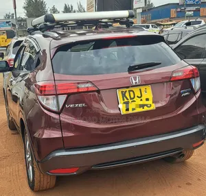Honda Vezel 2016 Red