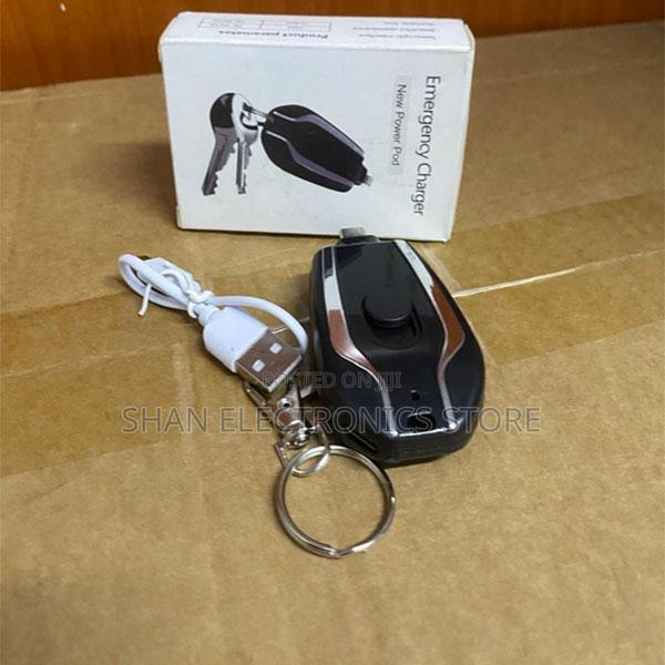 Type-C 1500mAh Mini Power Bank Designed Portable Emergency Keychain