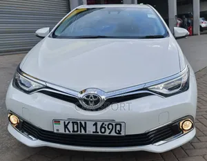 Toyota Auris 2017 White