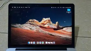 Laptop Apple MacBook Pro 8GB Intel Core i5 SSD 128GB