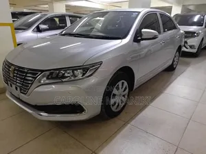 Toyota Premio 2019 Silver