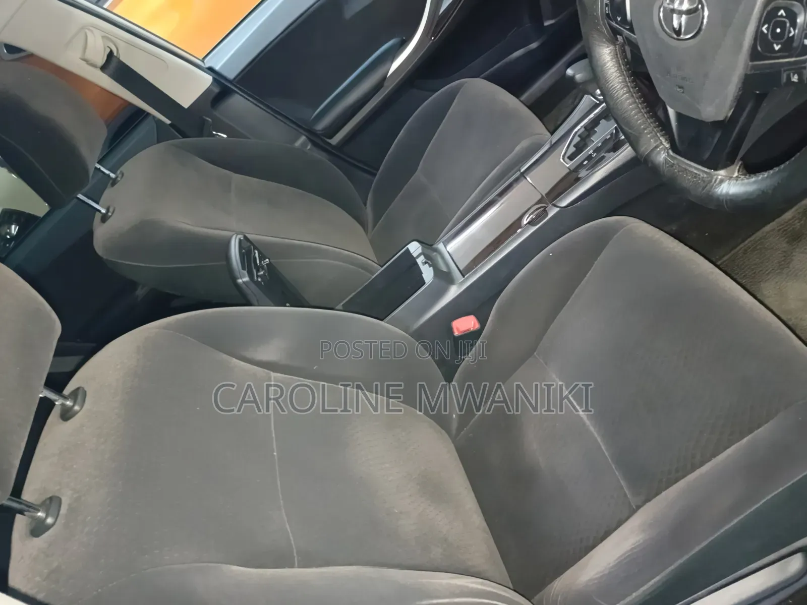 Toyota Premio 2019 Silver