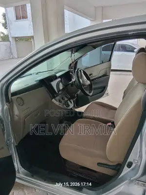 Daihatsu Mira 2011 Silver