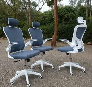 Modern Office Padded Headrest Chair