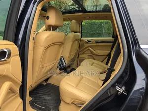 Porsche Cayenne 2015 Black