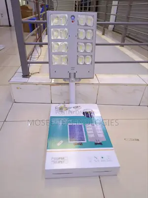 2000W All-in-One Solar LED Street Light With Remote Control
