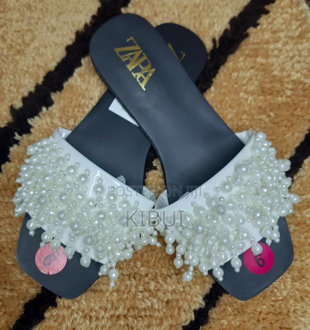 Classy Beaded Sandals - thumbnail 3
