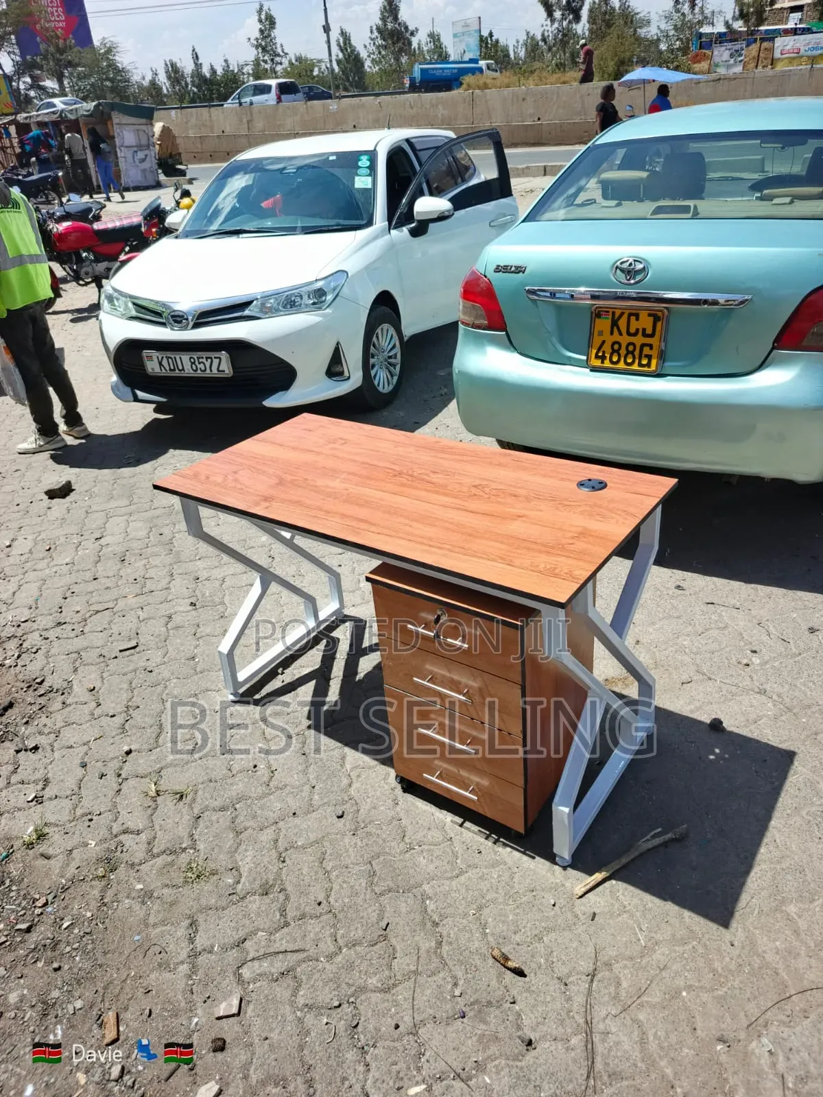 Movable Drawers and Office Table