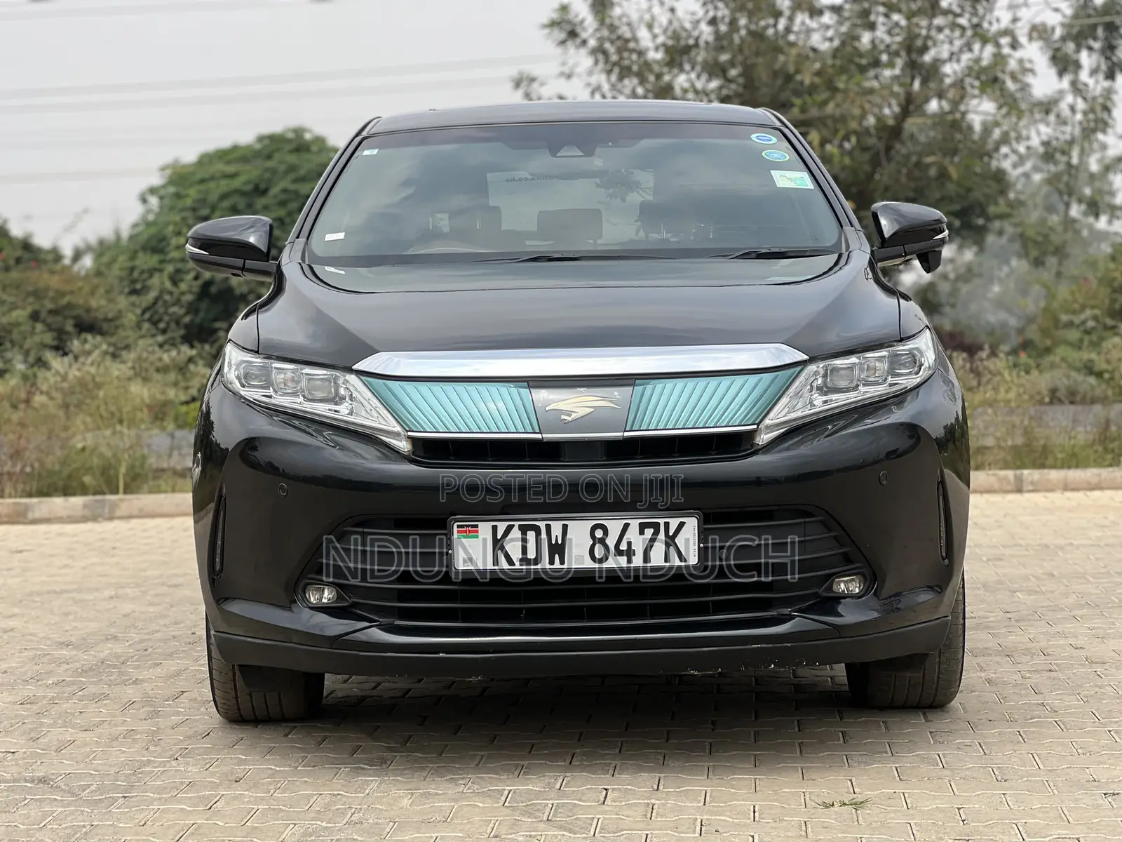 Toyota Harrier 2.0 2018 Black