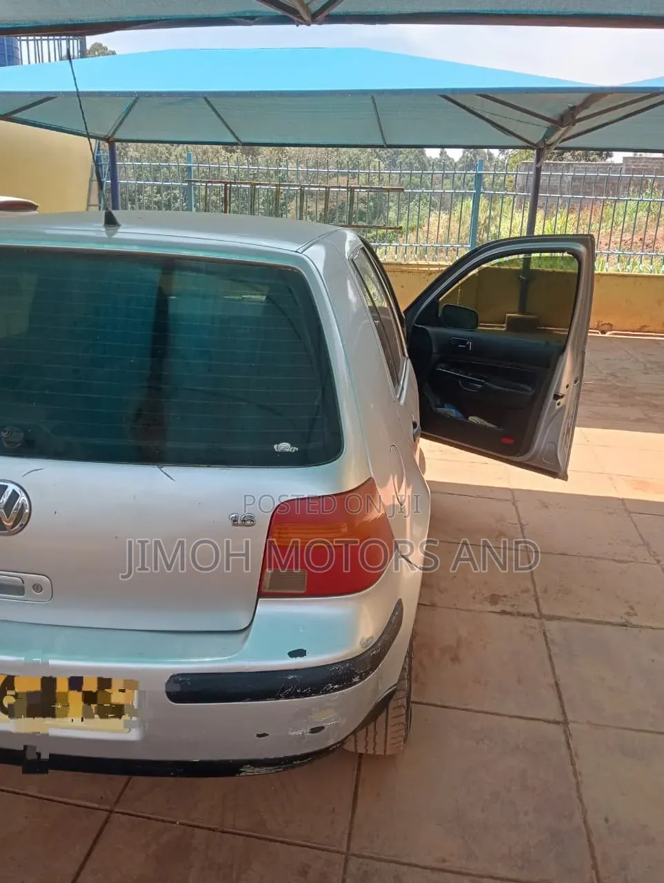 Volkswagen Golf 2001 Silver