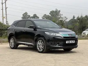 Toyota Harrier 2.0 2018 Black