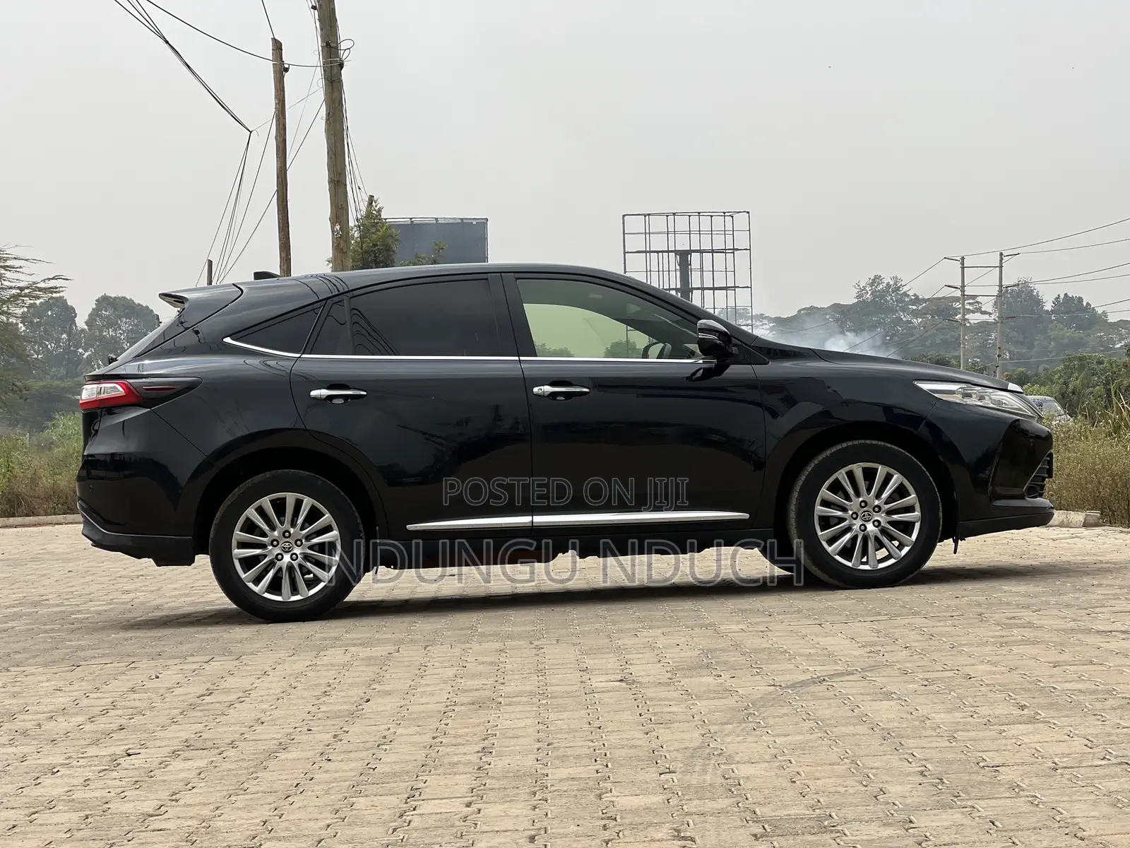 Toyota Harrier 2.0 2018 Black