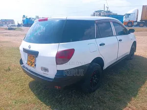 Nissan Advan 2012 White