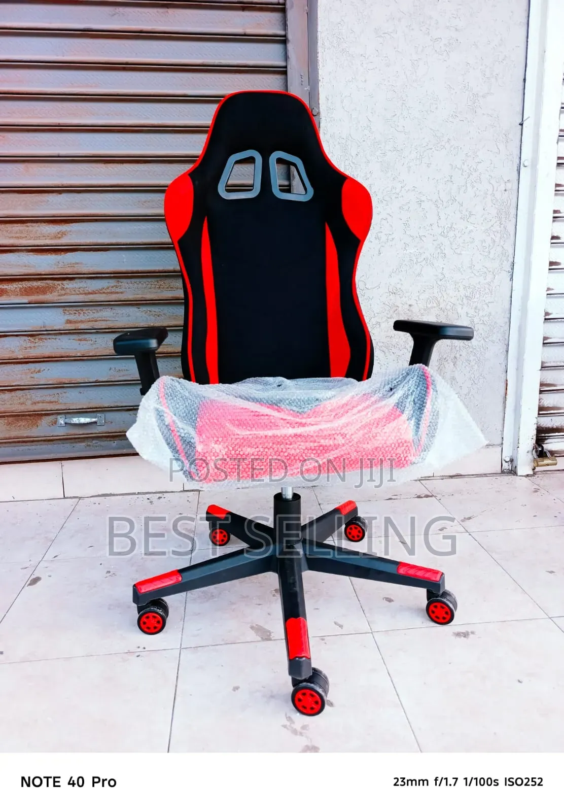 Red Black Fabric Gaming Chair With Office Table