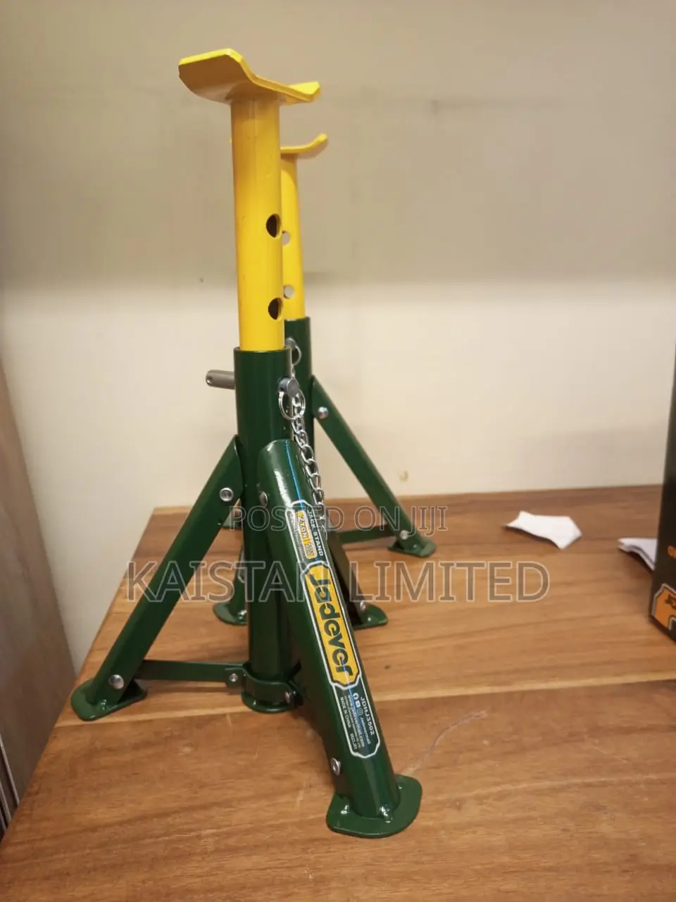 2 Ton Jack Stands Available