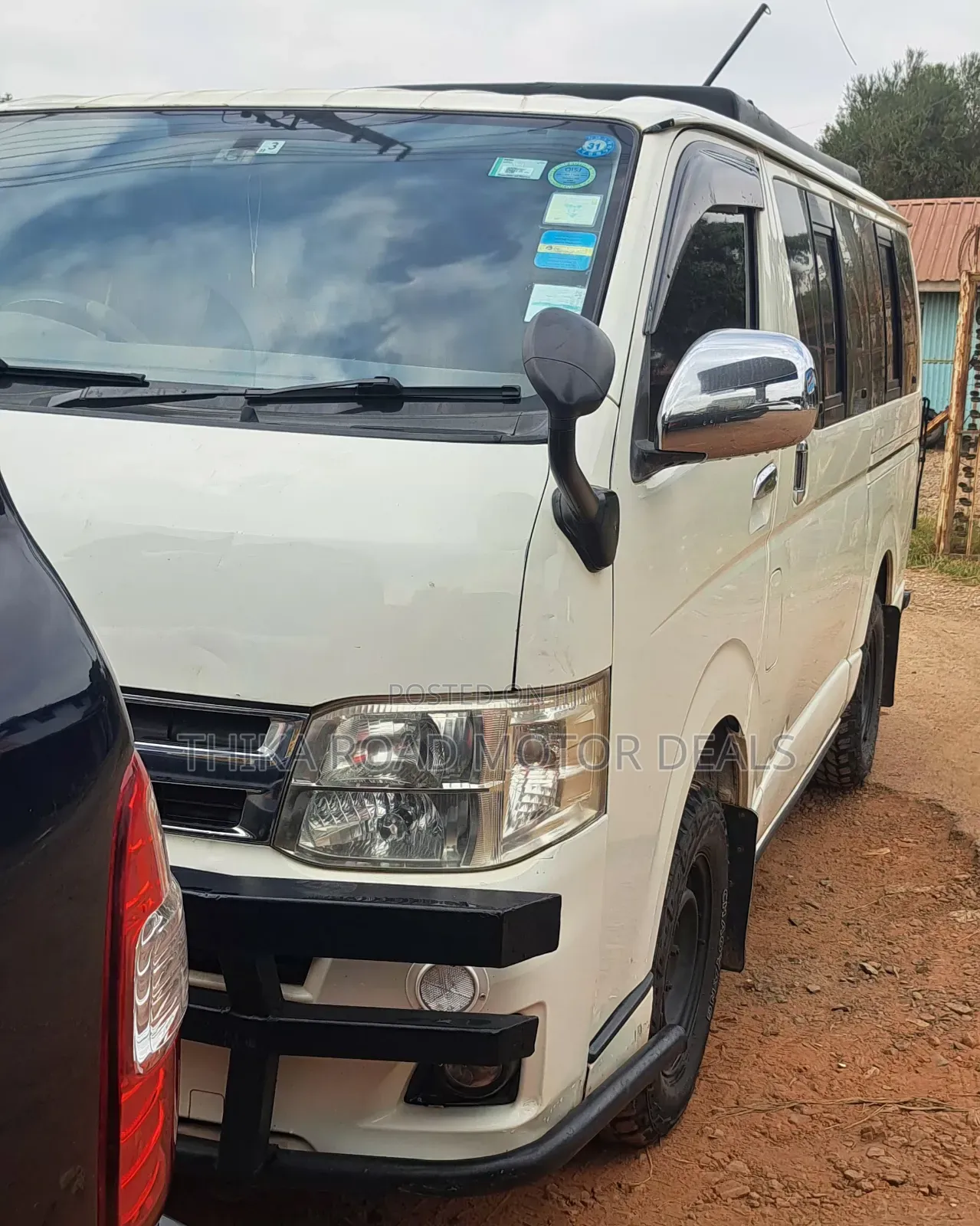 Toyota HiAce 2013 White