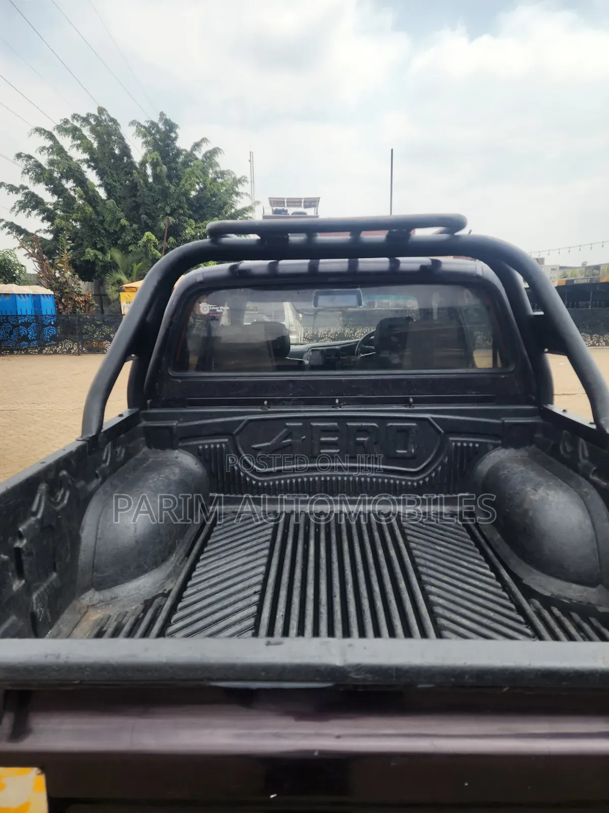 Toyota Hilux 2003 Brown