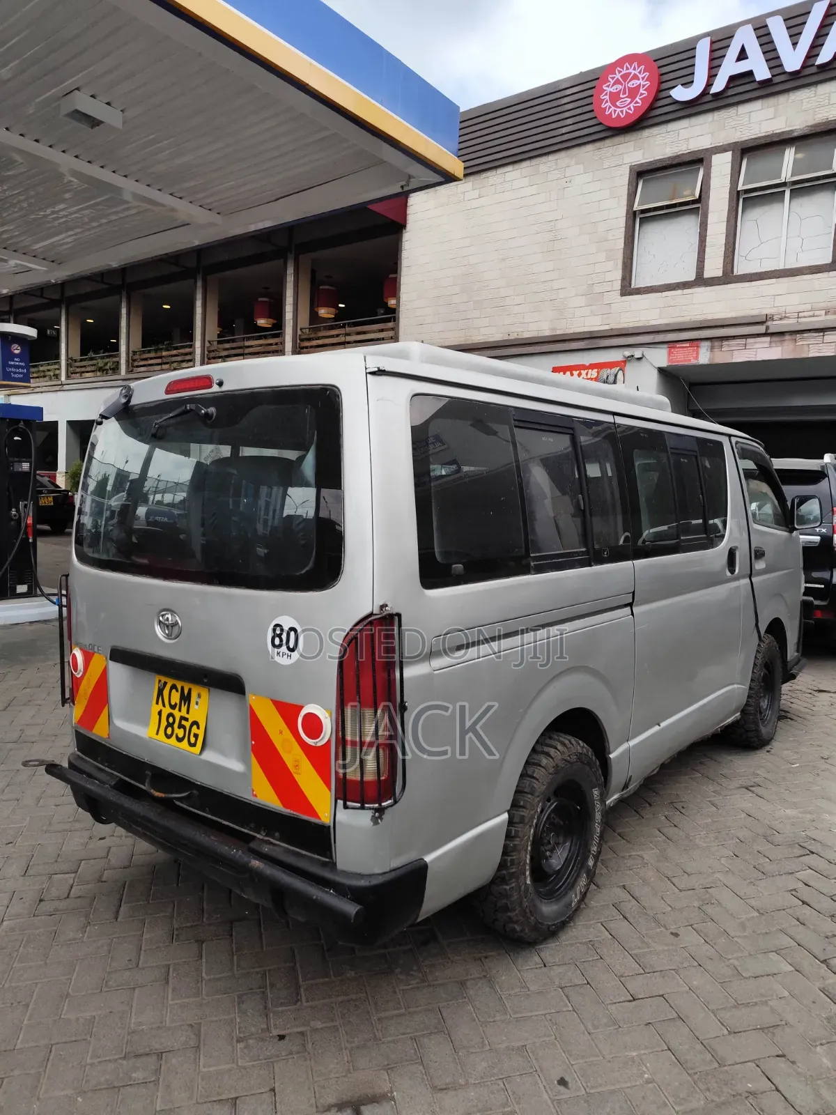 Toyota HiAce 2011 Silver