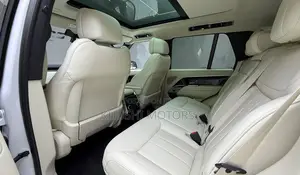 Land Rover Range Rover 2022 White