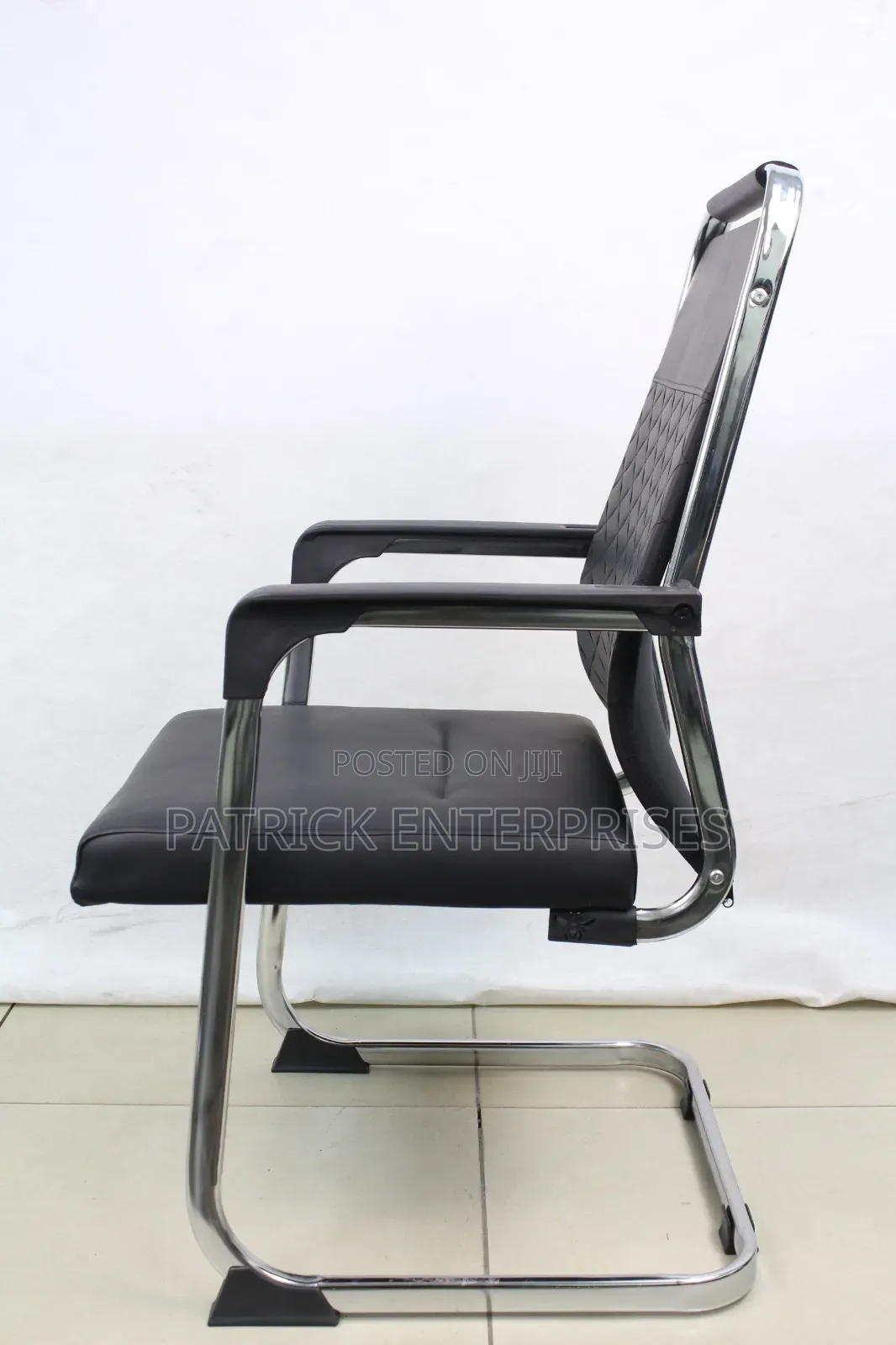 Black Executive Visitor Chair