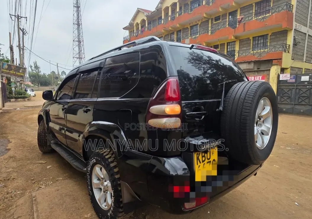 Toyota Land Cruiser Prado 2005 Black