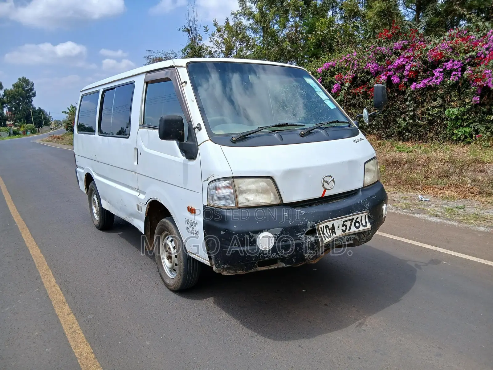 Mazda Bongo 2013 White