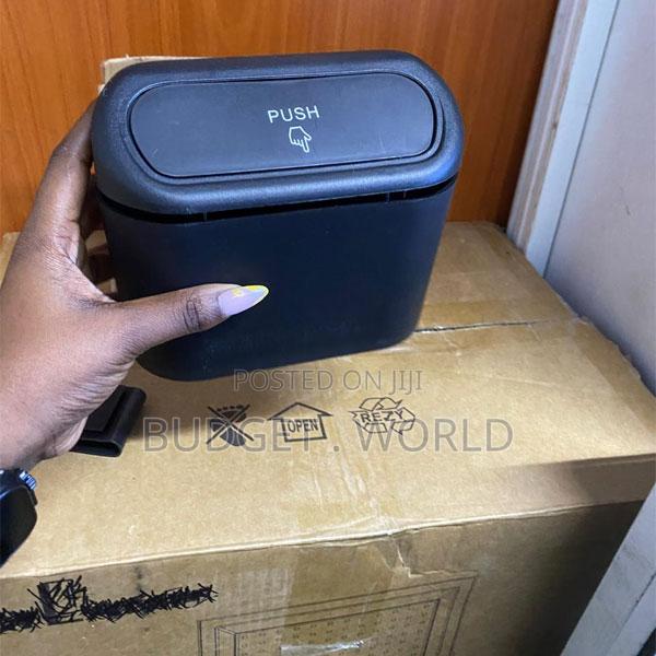 Push-Top Car Waste Bin – Mini Waterproof Dustbin for Vehicles