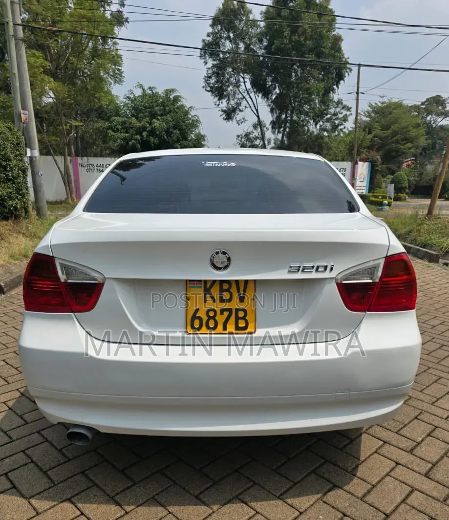 BMW 318i 2006 White