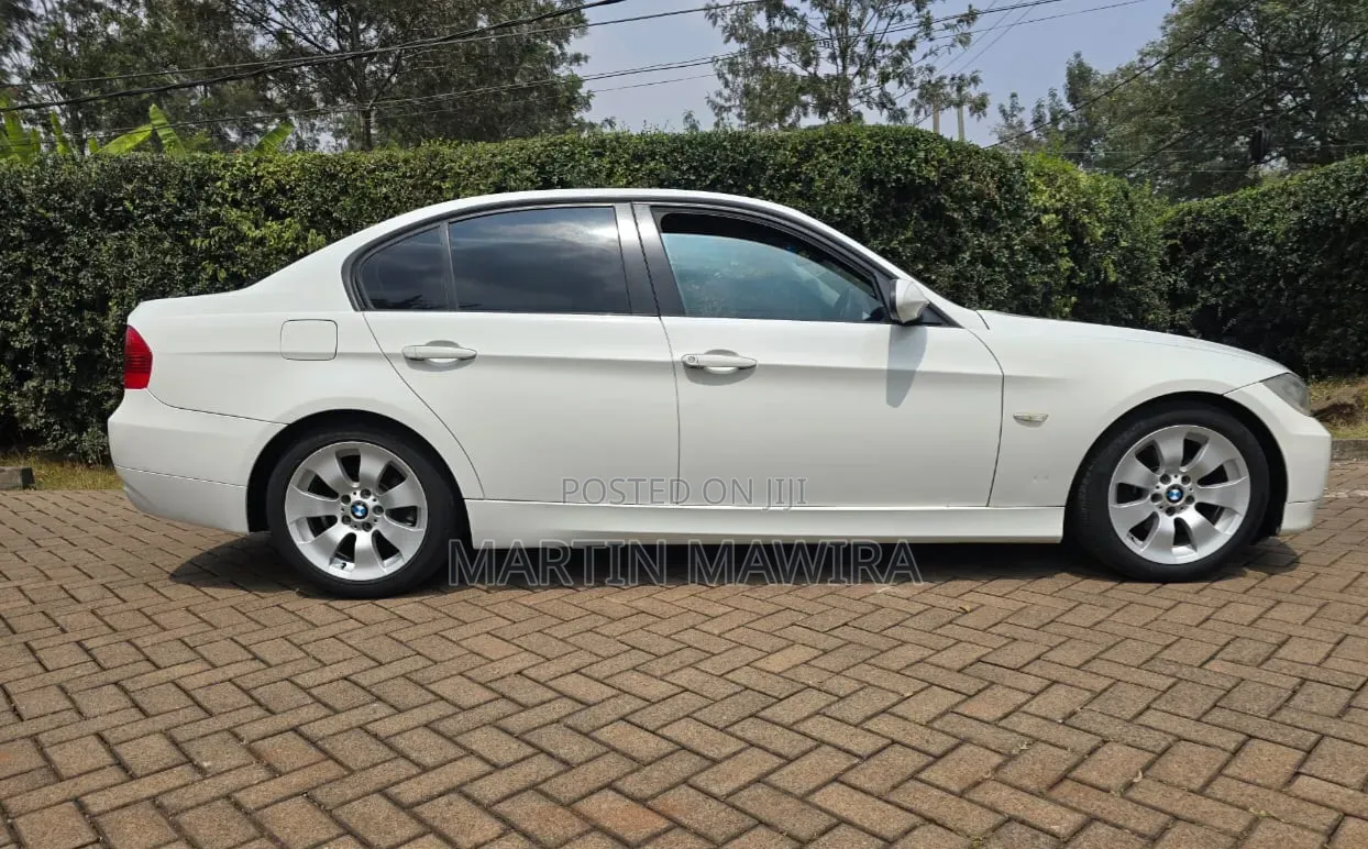 BMW 318i 2006 White