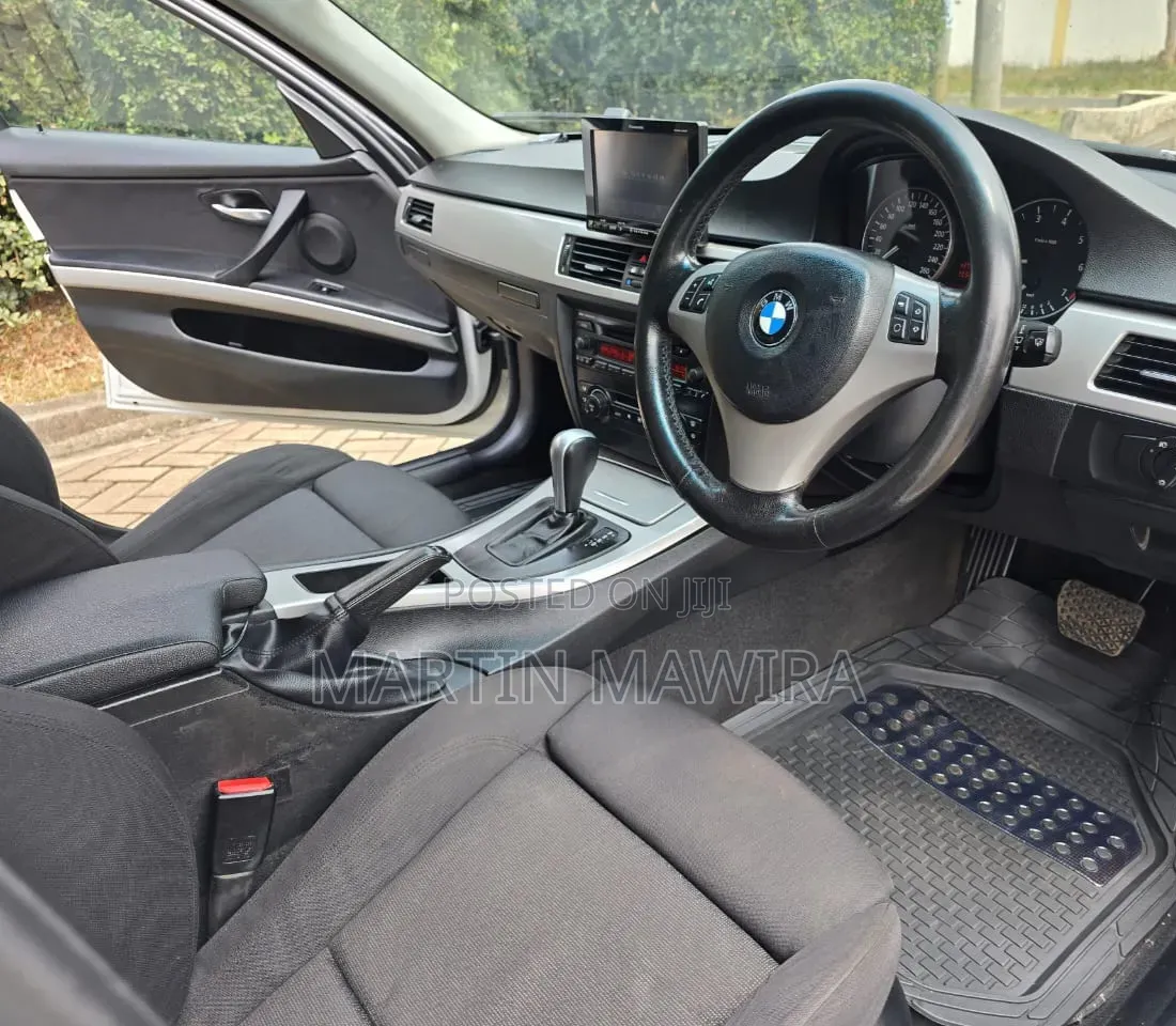 BMW 318i 2006 White