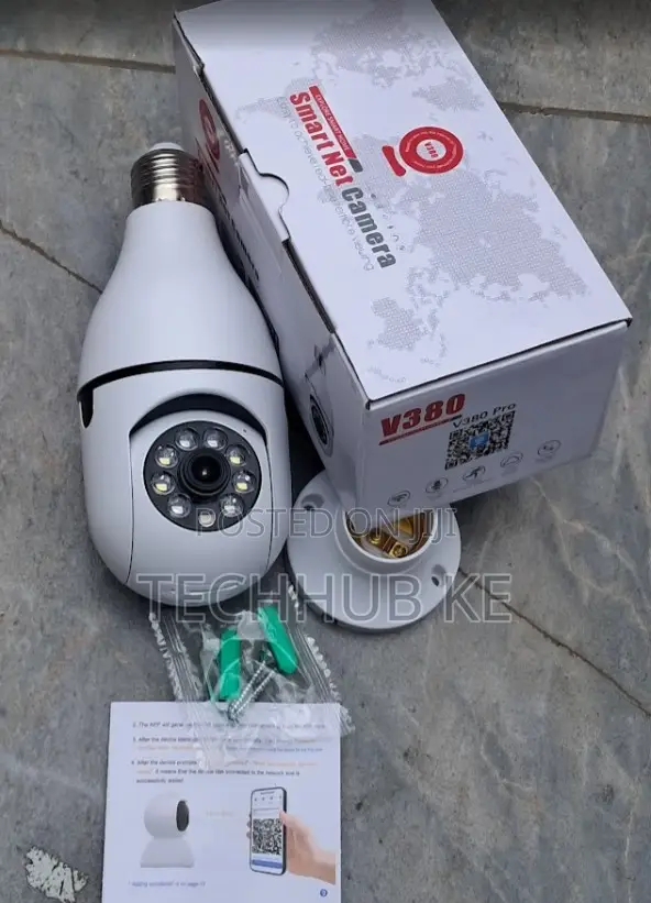 Wifi PTZ Bulb Camera Auto Tracking, Night Vision, 2-Way Audio