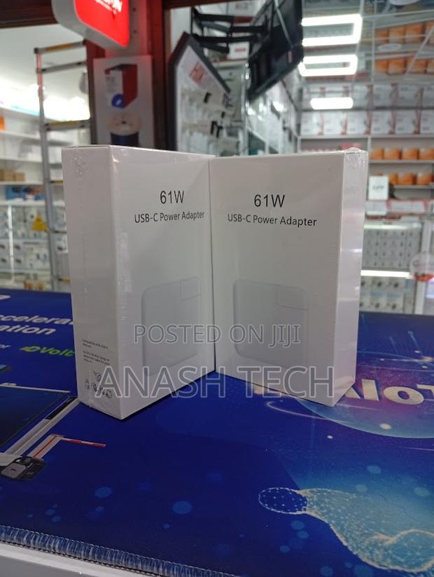61W USB-C Wall Charger for Laptops, Tablets Smartphones