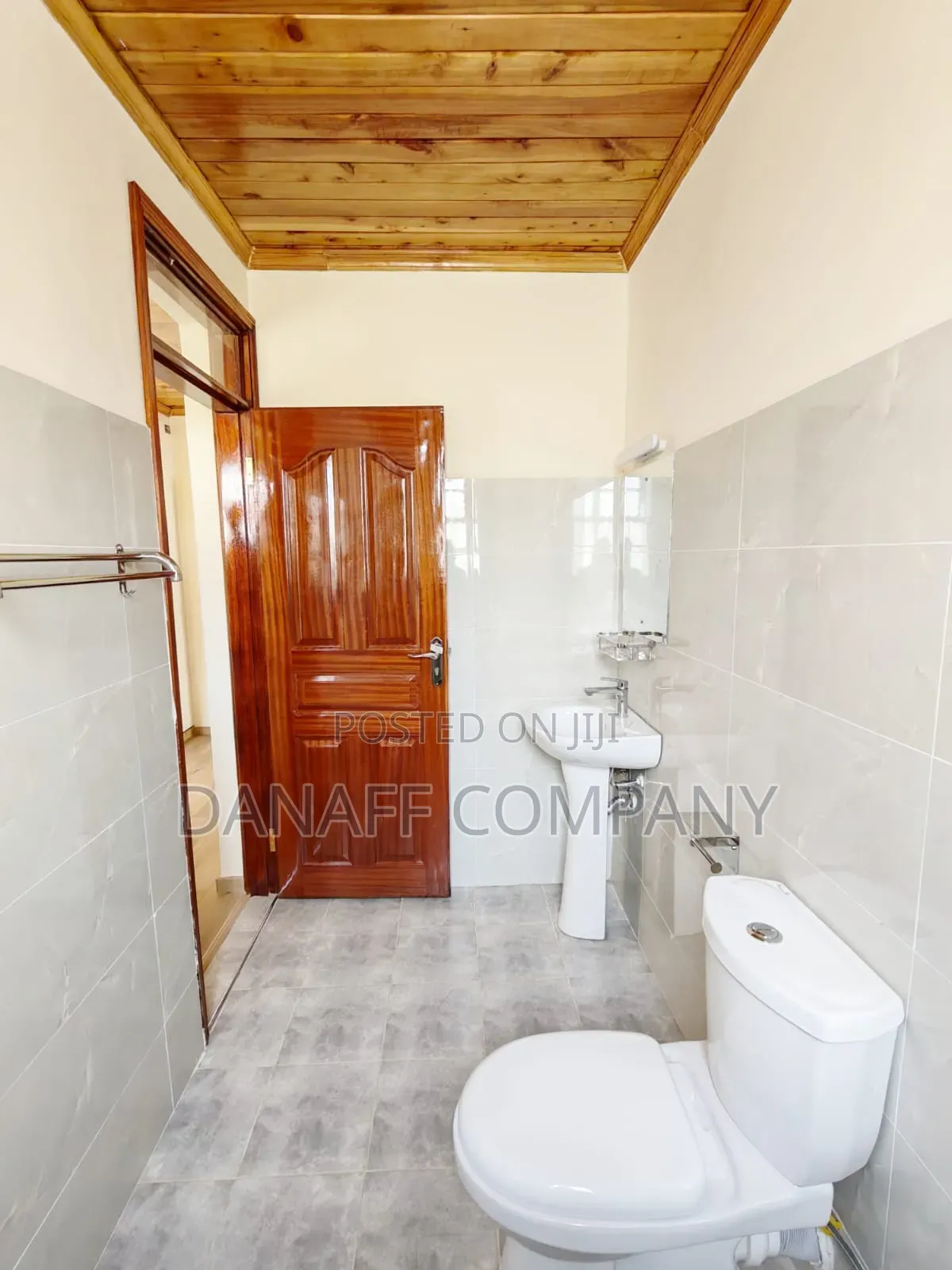 3bdrm Bungalow in Kadeya Villas, Oluulua for sale