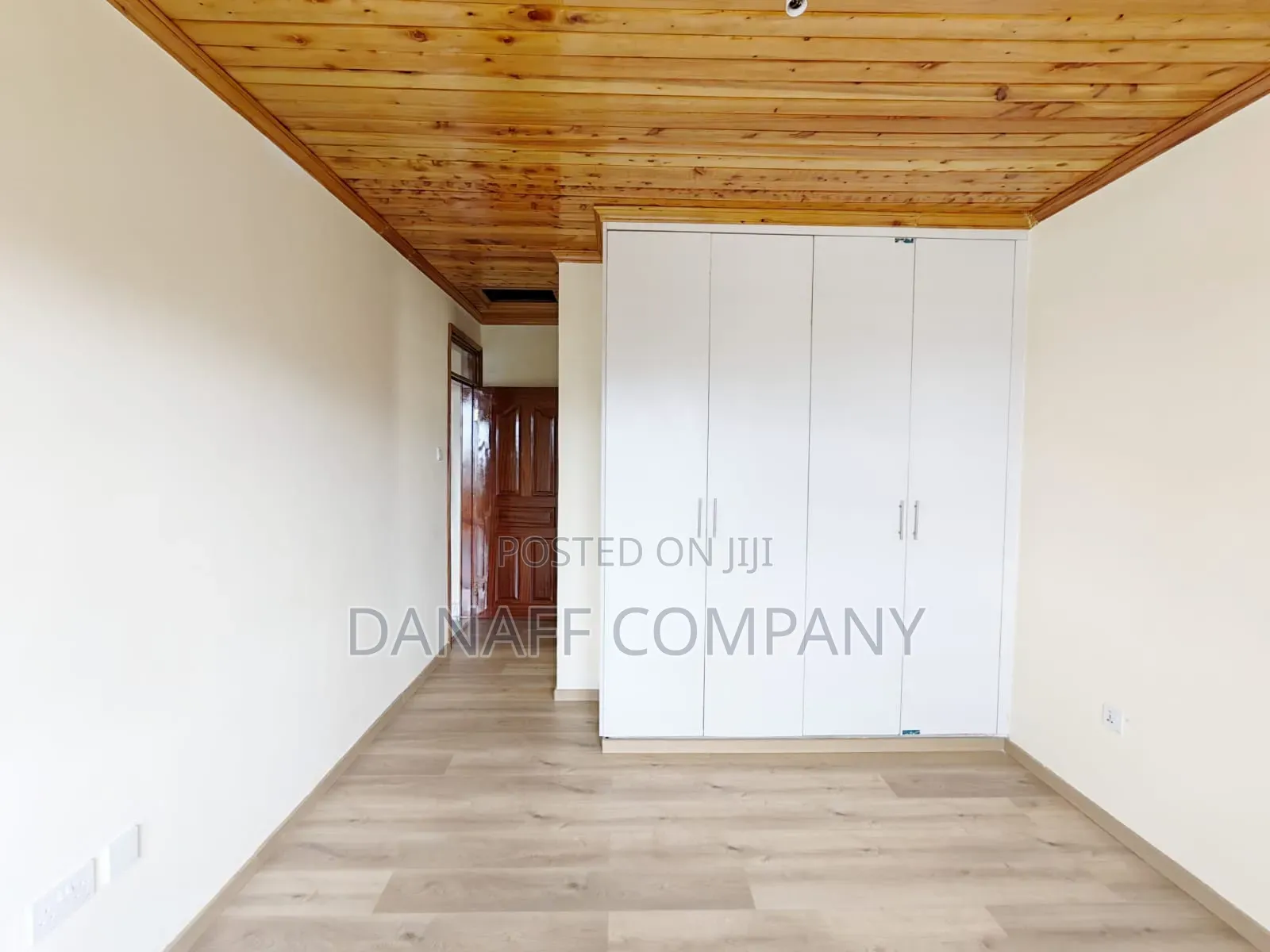 3bdrm Bungalow in Kadeya Villas, Oluulua for sale