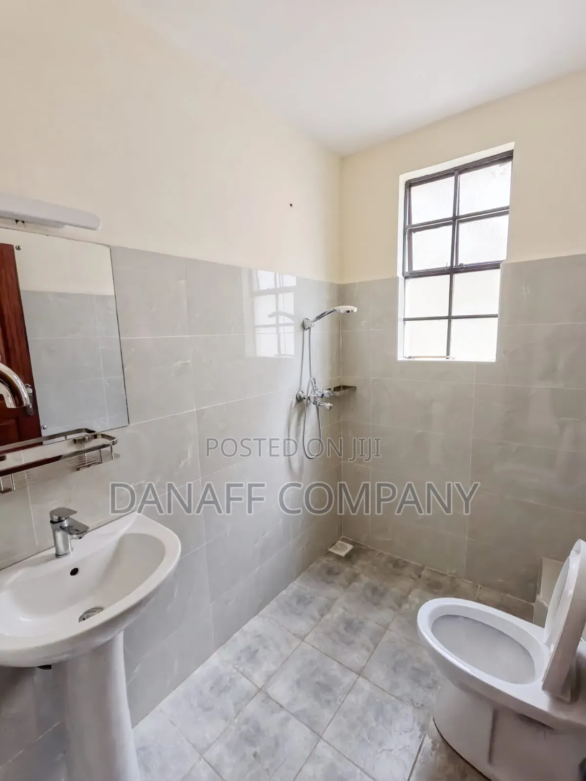 3bdrm Bungalow in Kadeya Villas, Oluulua for sale
