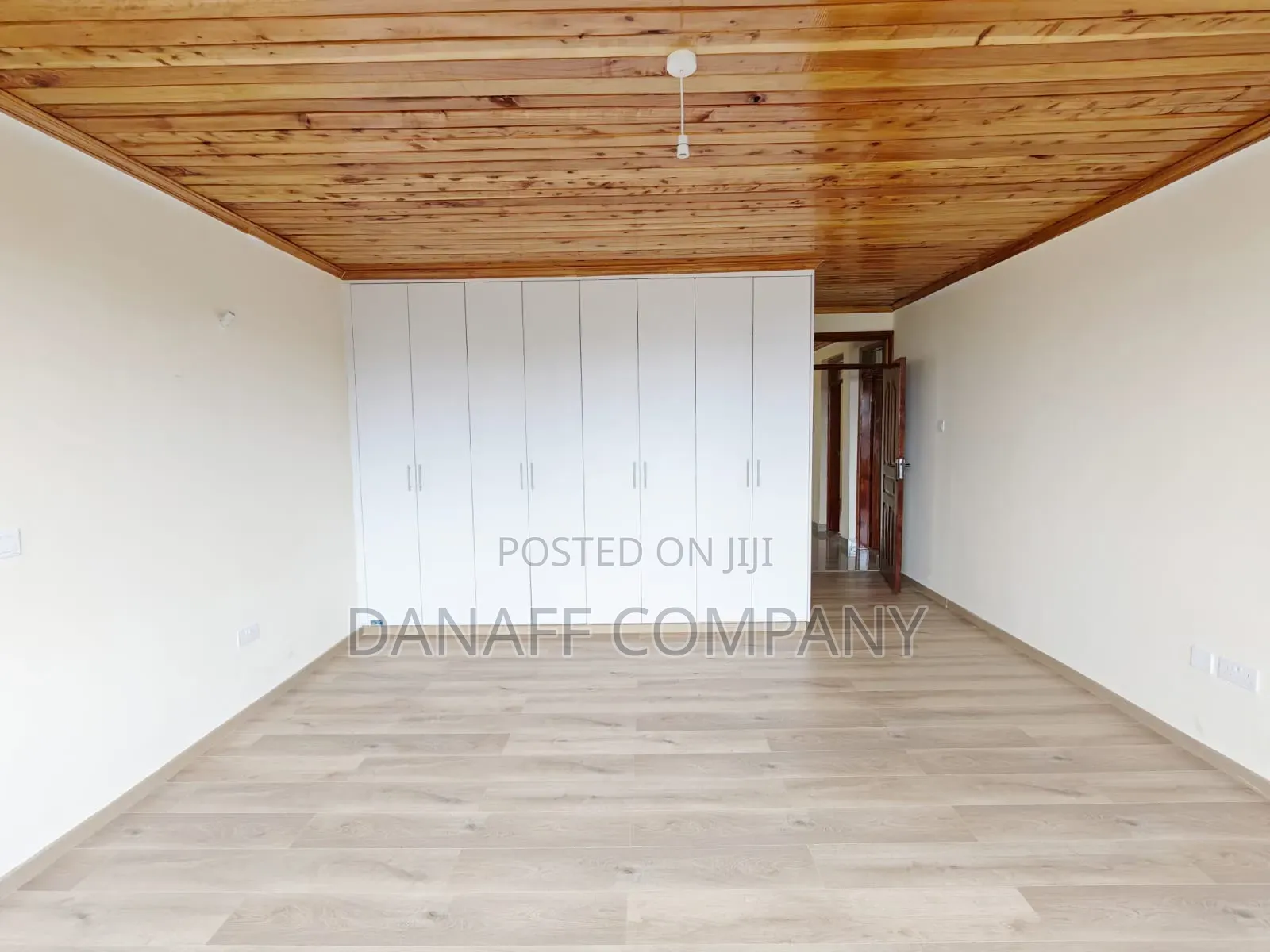 3bdrm Bungalow in Kadeya Villas, Oluulua for sale