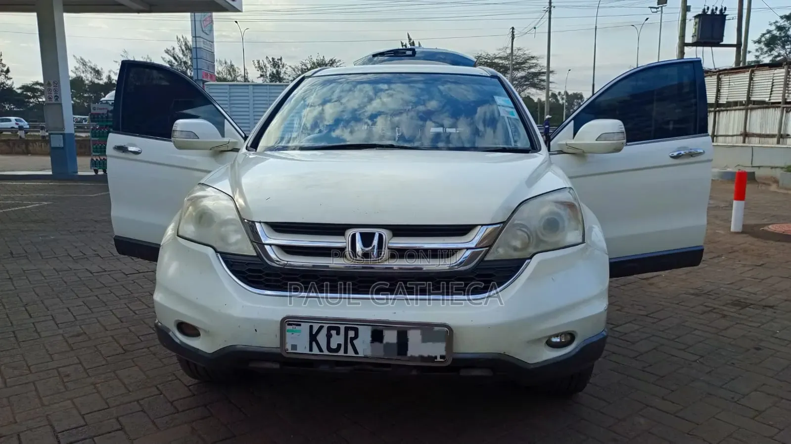 Honda CR-V 2011 White